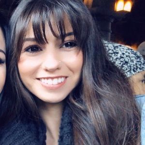 Meet your Posher, Jaclyn